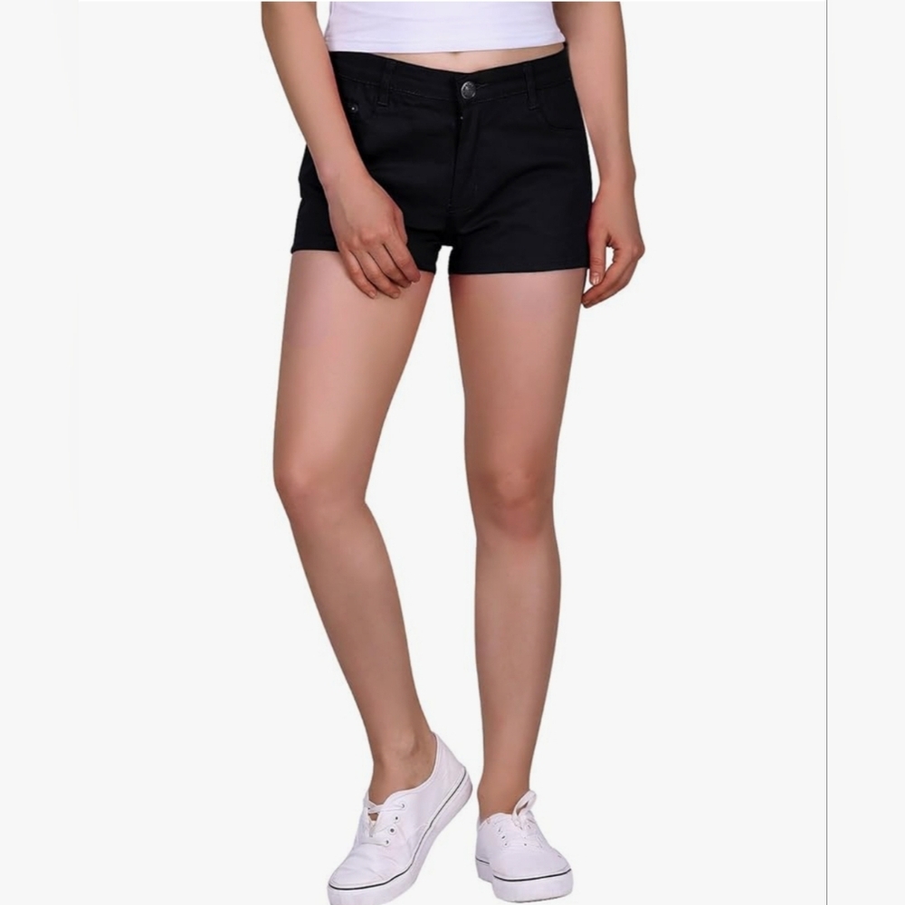 Celebrity Pink Black Ridge Size 3/26 Hi Rise The Doll Stretch Shorts. NWT